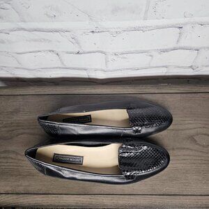 Jennifer Moore Black Flats Size 10